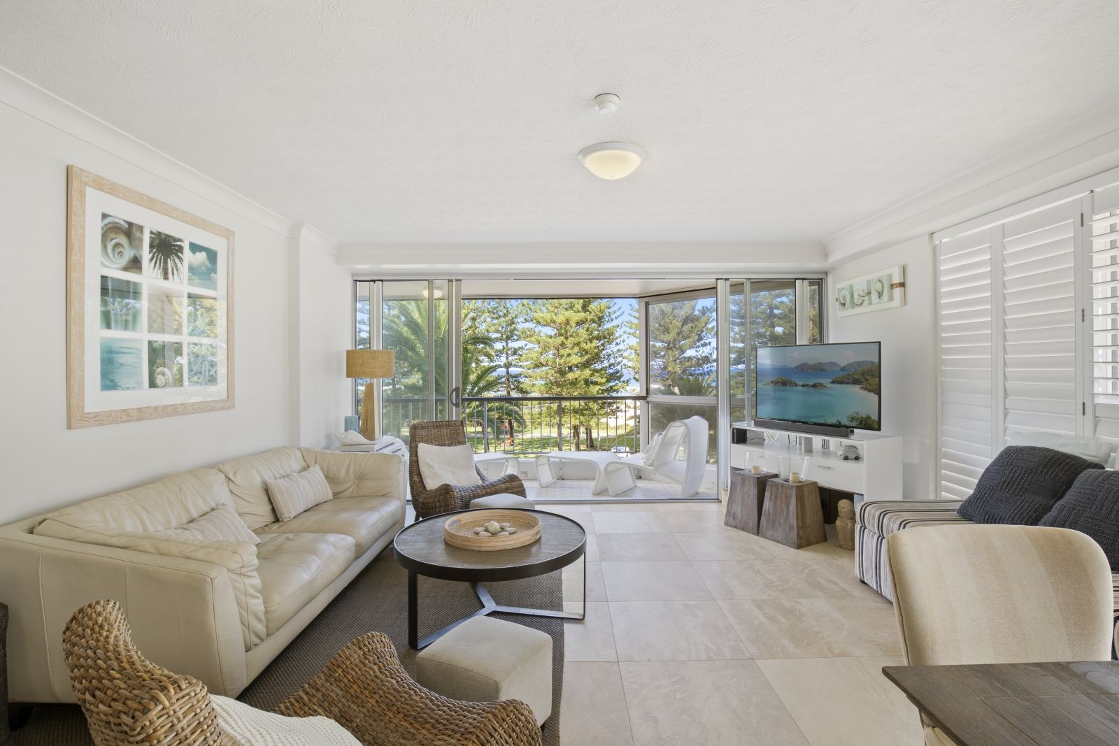 6/170 The Esplanade, Burleigh Heads QLD 4220, Image 2