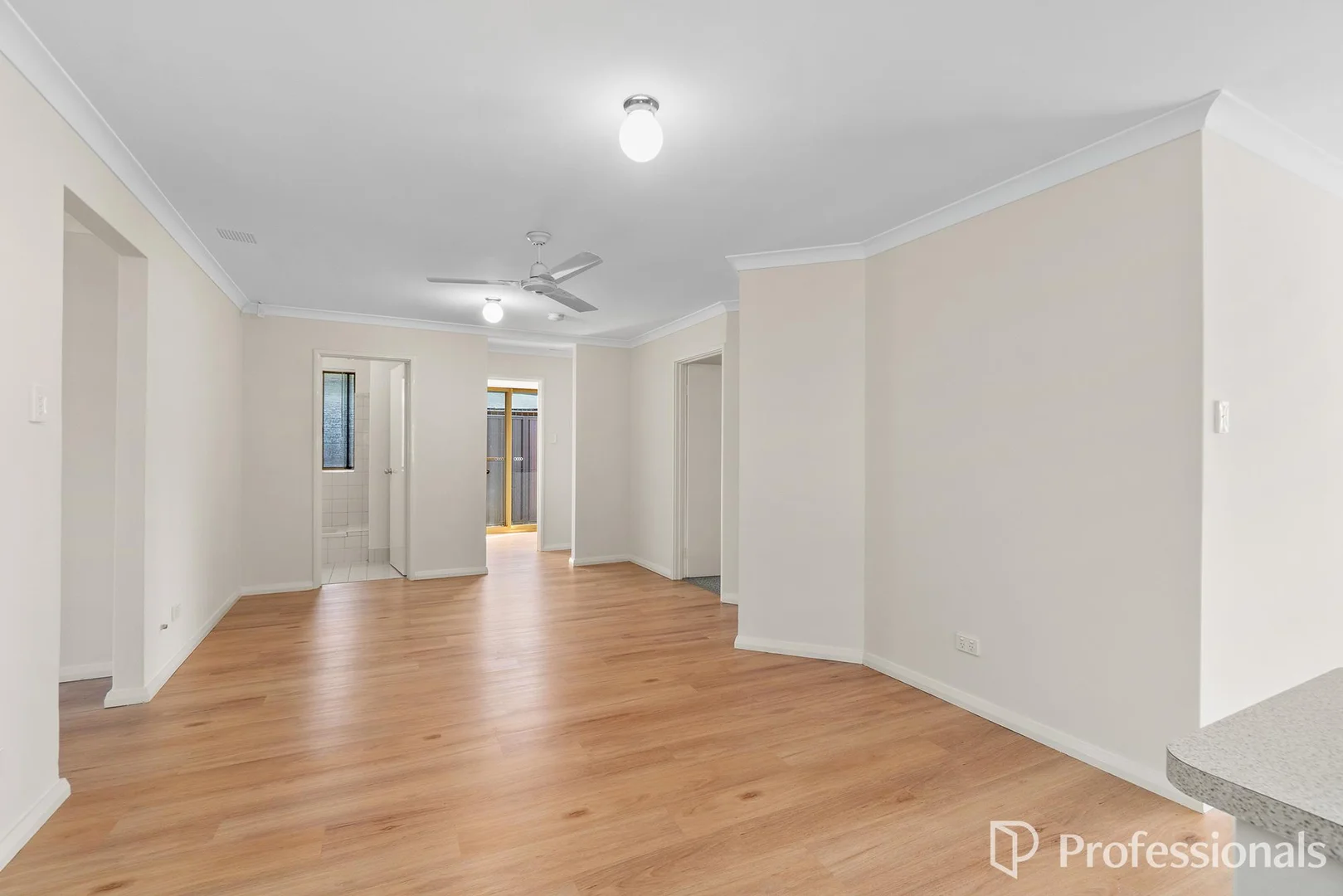 Additional image 18 of 142 Seville Drive, Seville Grove WA 6112