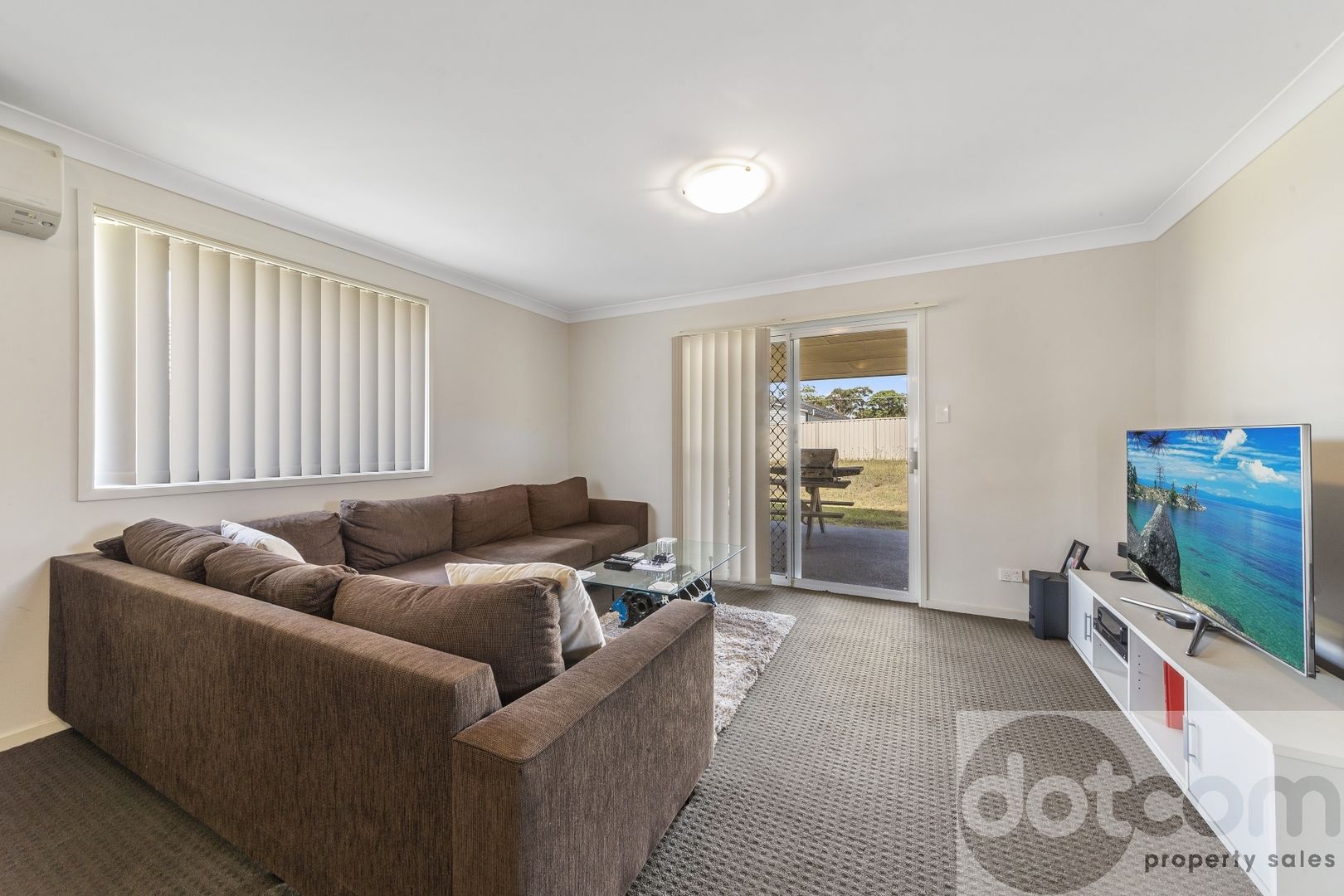 4 Regatta Way, Summerland Point NSW 2259, Image 1