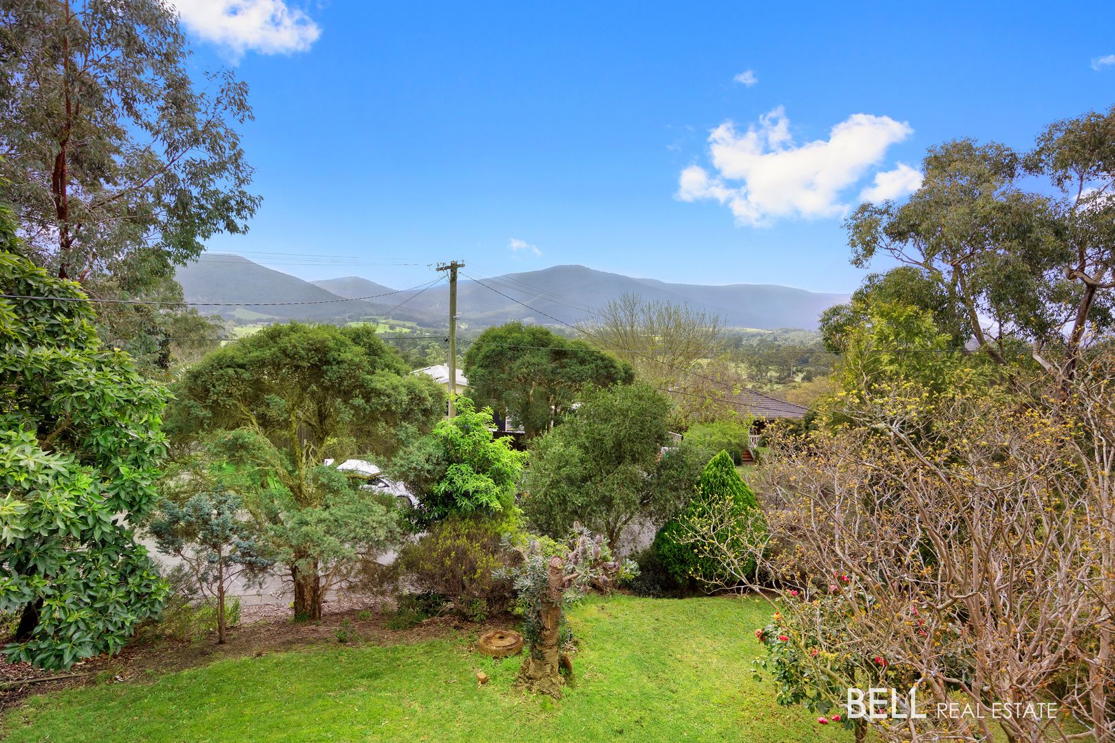 5 Grand Panorama Court, Launching Place VIC 3139 Domain