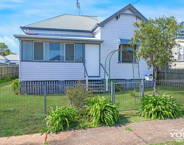 2 Peardon Street, South Toowoomba QLD 4350