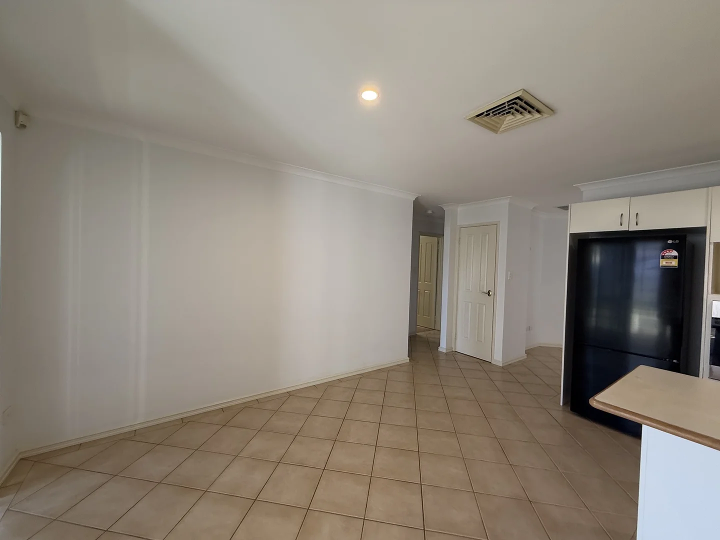 Additional image 6 of 2/280 Drake Street, Morley WA 6062