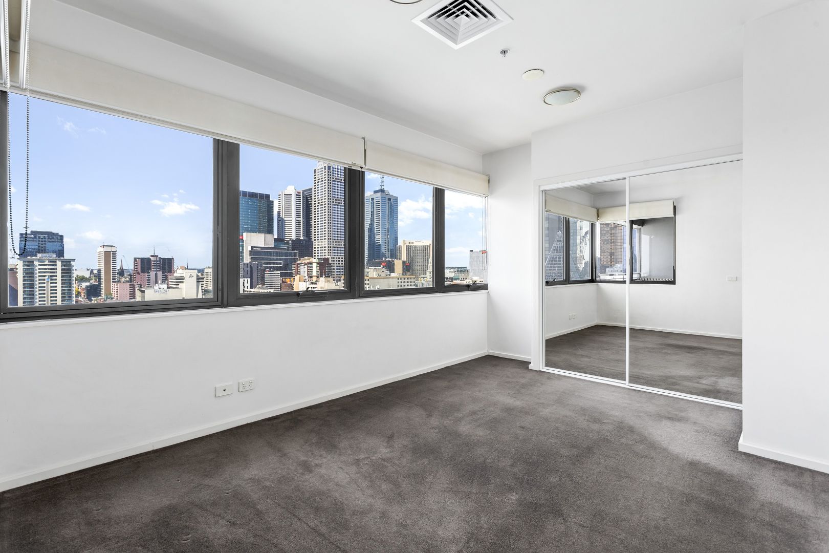 1805/250 Elizabeth Street, Melbourne VIC 3000, Image 2