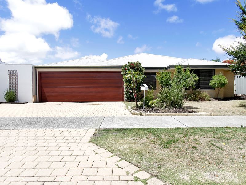 15 Leichhardt Crossing, Hammond Park WA 6164, Image 0