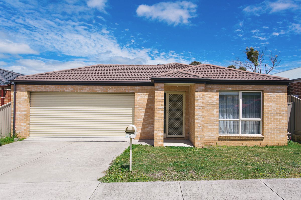 5 Muller Ct, Mount Clear VIC 3350, Image 0