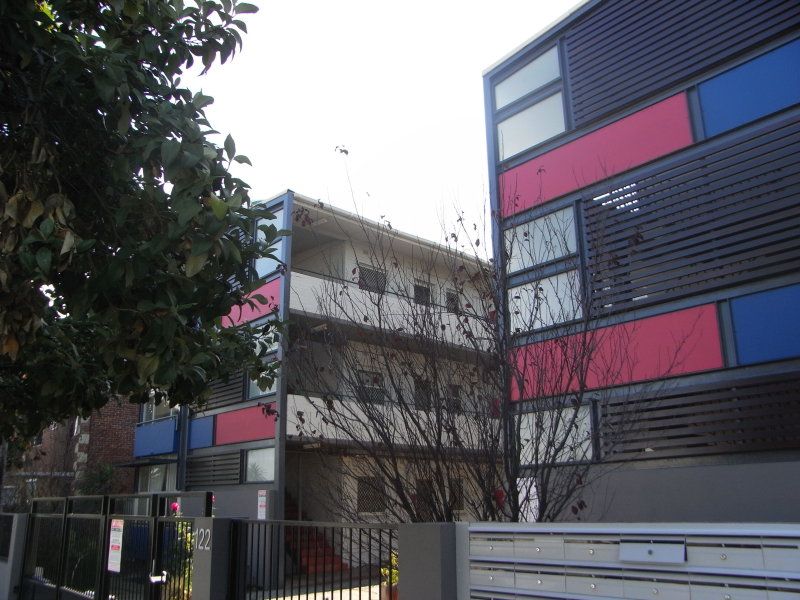1 bedrooms Apartment / Unit / Flat in 15/122 Terrace Road PERTH WA, 6000