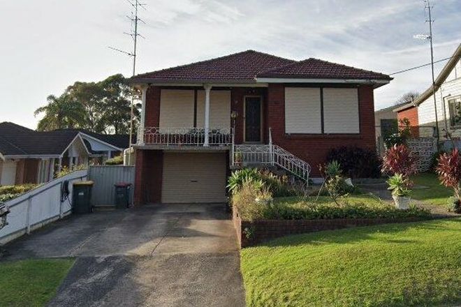 Picture of 9 Russell Street, BALGOWNIE NSW 2519