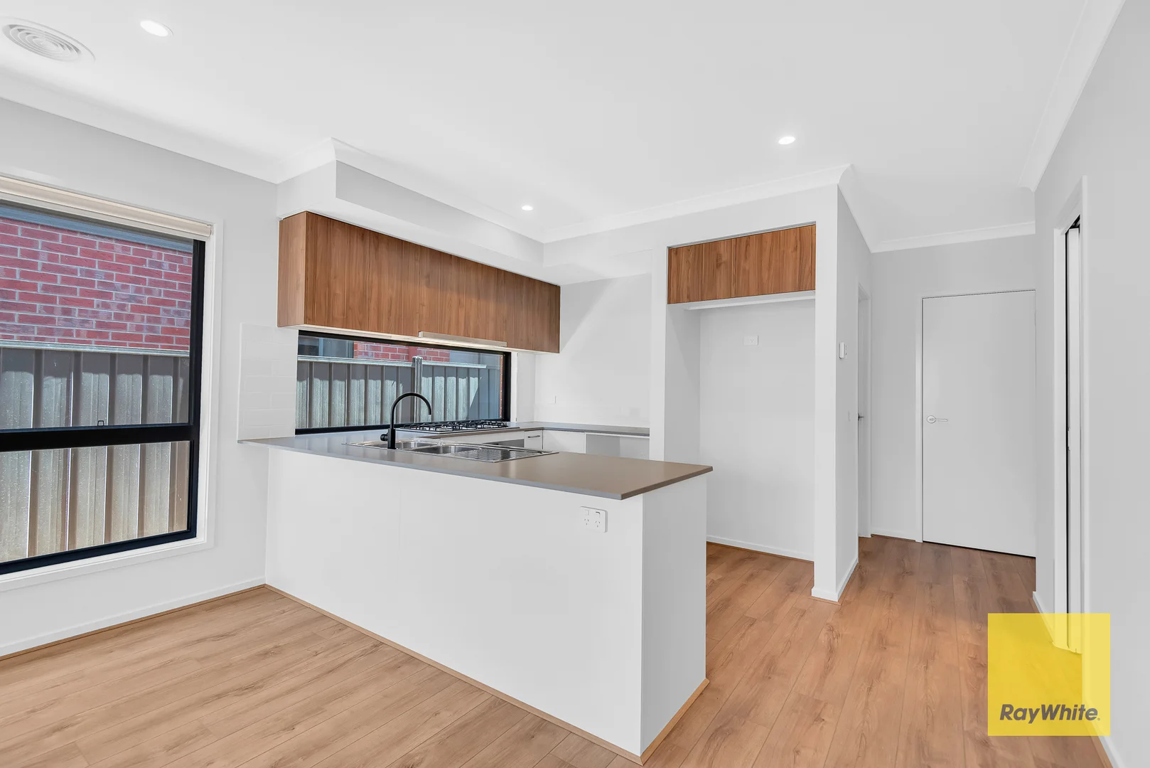 Additional image 7 of 109 MEDALLION BOULEVARD, Tarneit VIC 3029