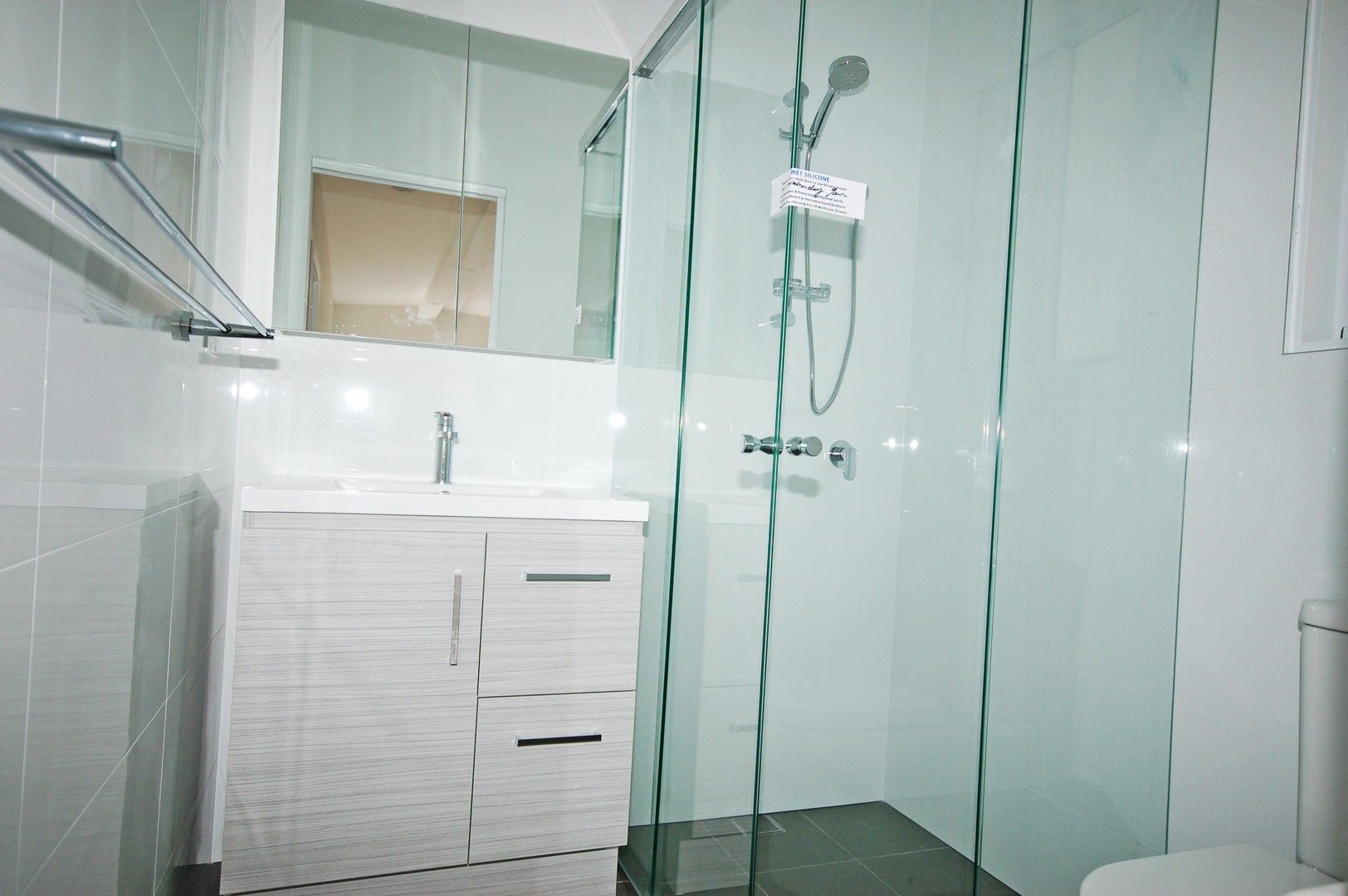 2 bedrooms House in 77a Loftus Avenue LOFTUS NSW, 2232