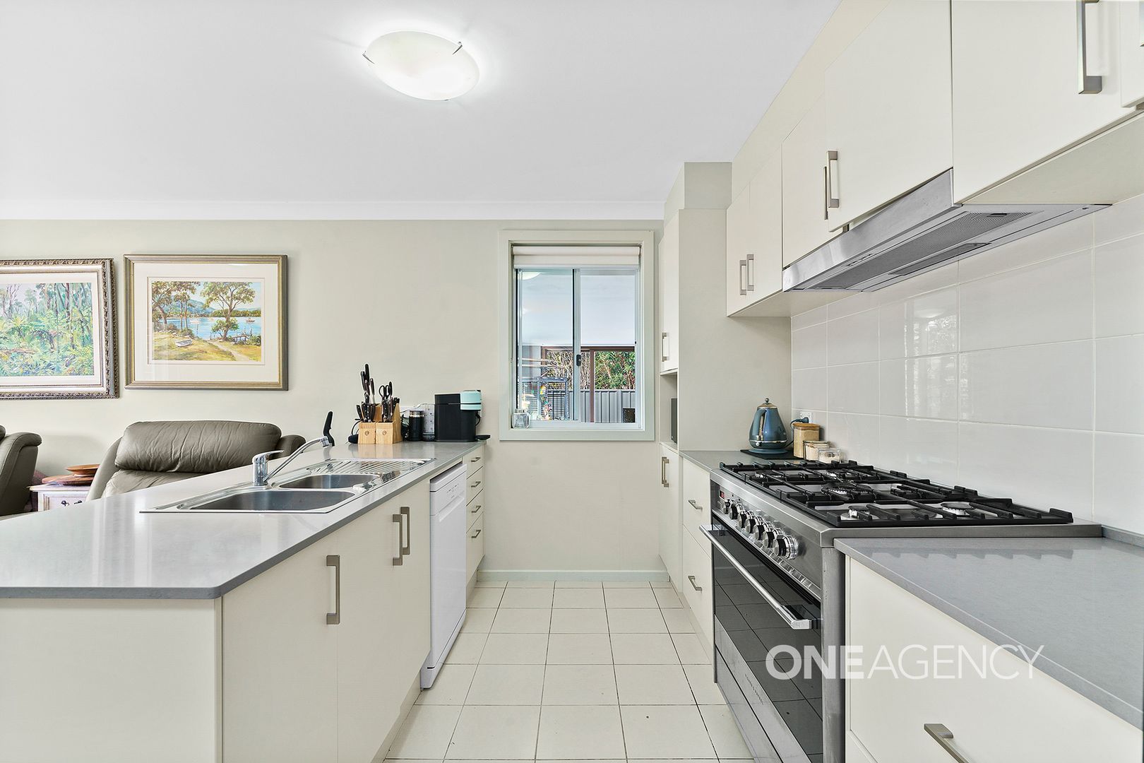 69 Beinda Street, Bomaderry NSW 2541, Image 2