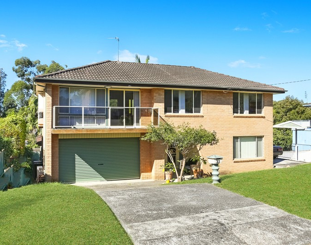 33 Collard Road, Point Clare NSW 2250