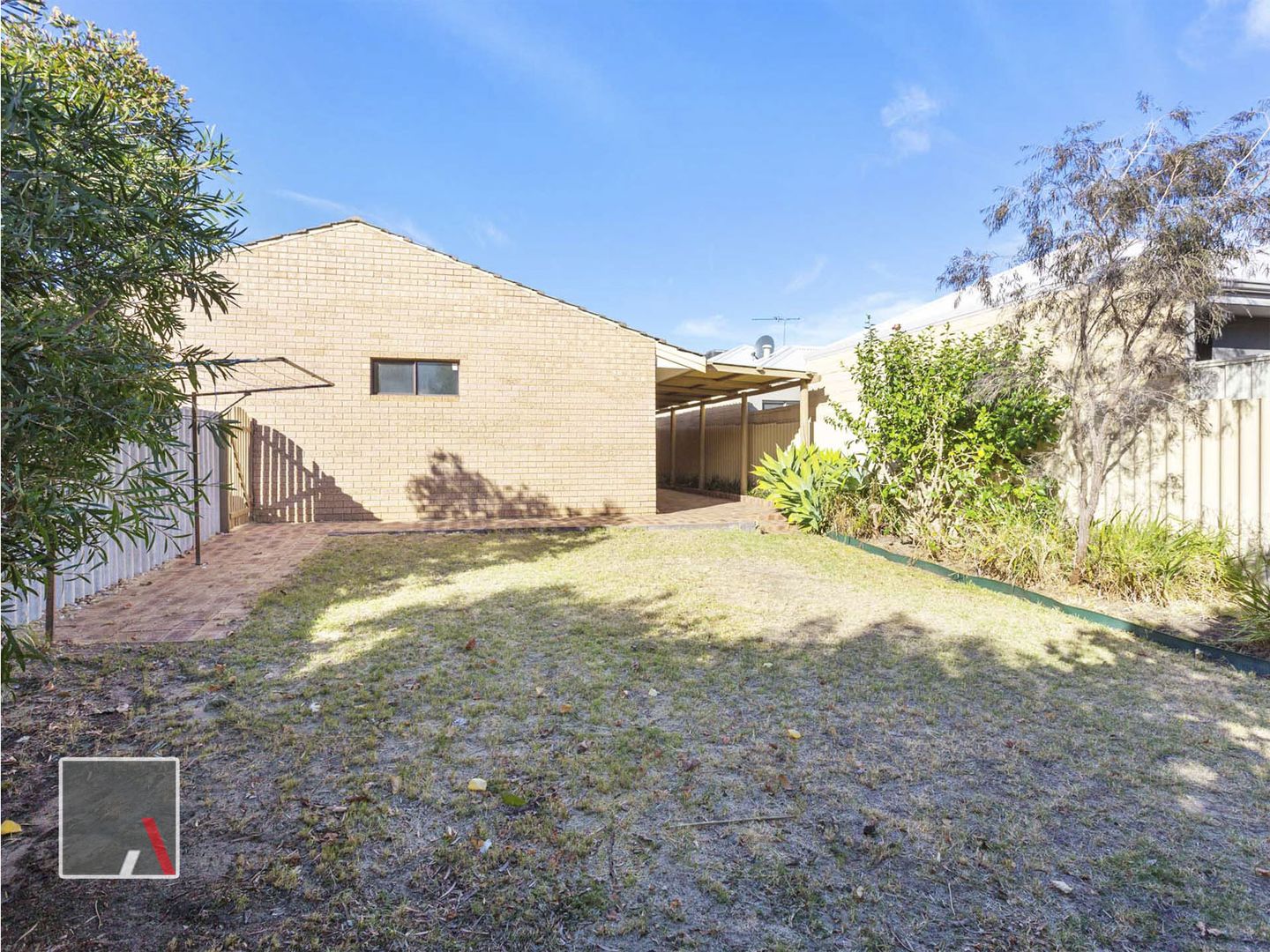 4/11 Moldavia Street, Tuart Hill WA 6060, Image 2