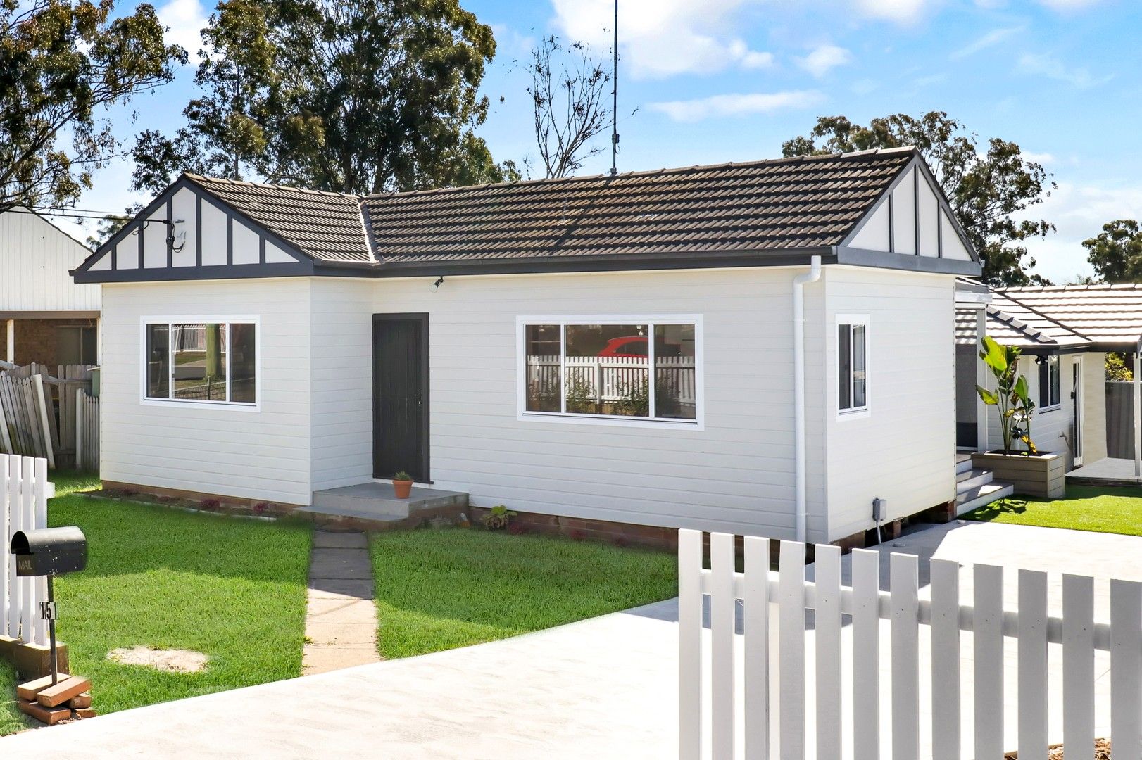 3 bedrooms House in 151 Oxford Street CAMBRIDGE PARK NSW, 2747