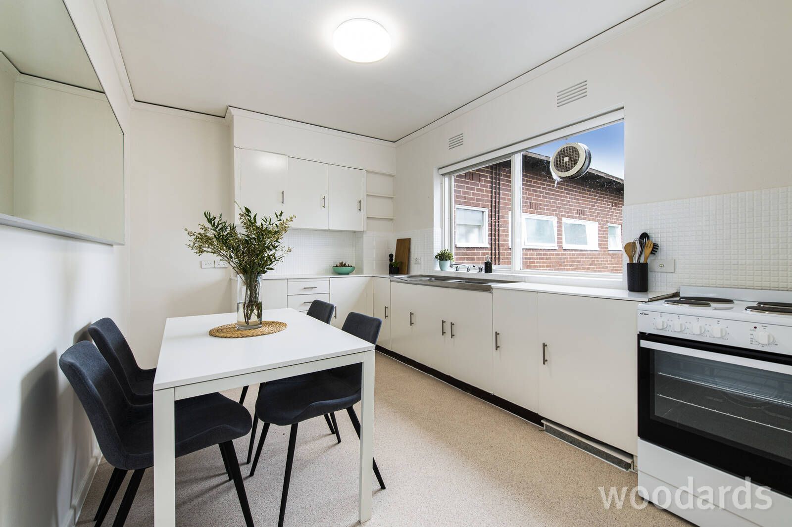 15/583 Glenferrie Road, Hawthorn VIC 3122, Image 2