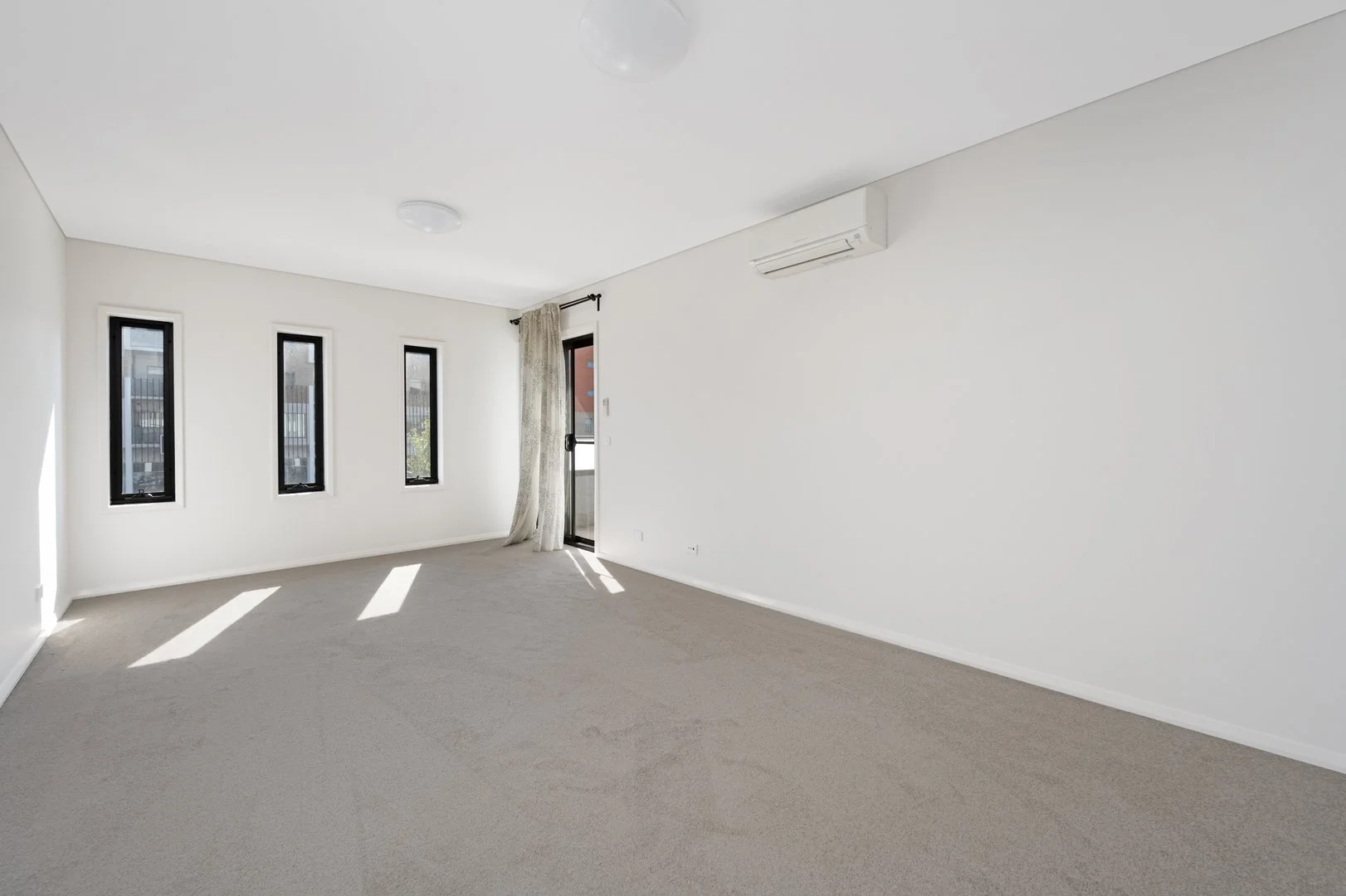 Additional image 2 of 5/70 Nullarbor Avenue, Harrison ACT 2914