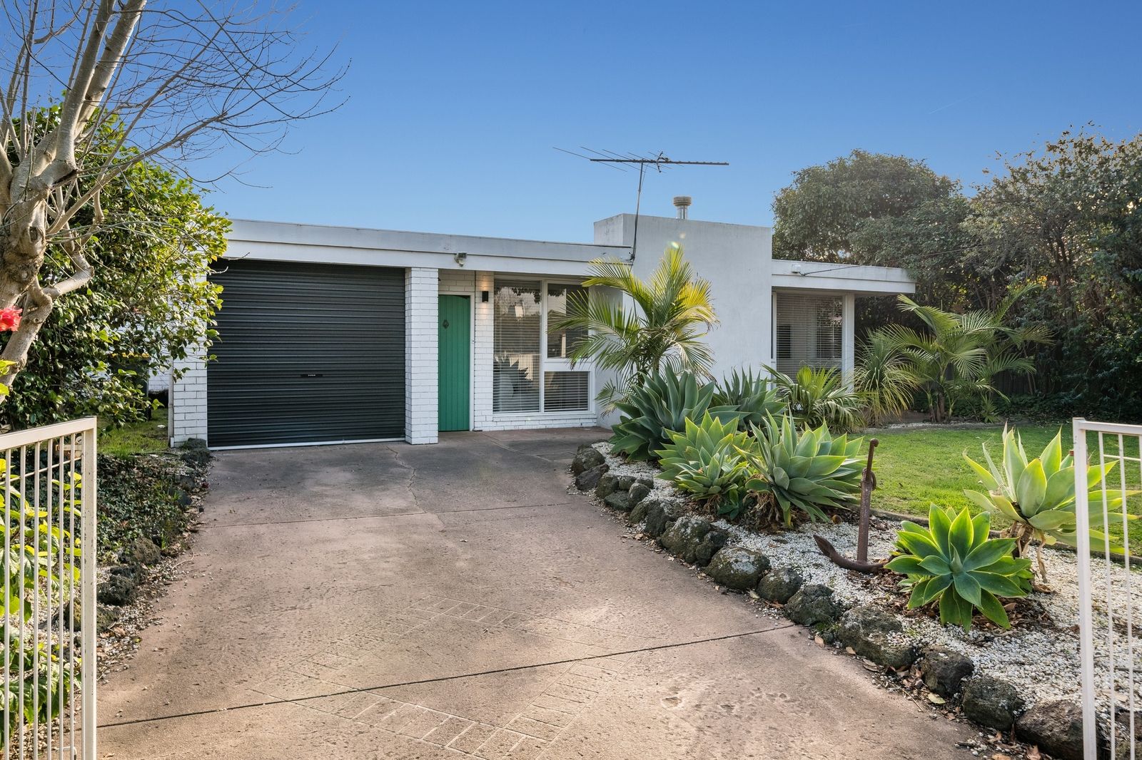 18 Anzac Avenue, Leopold VIC 3224, Image 0