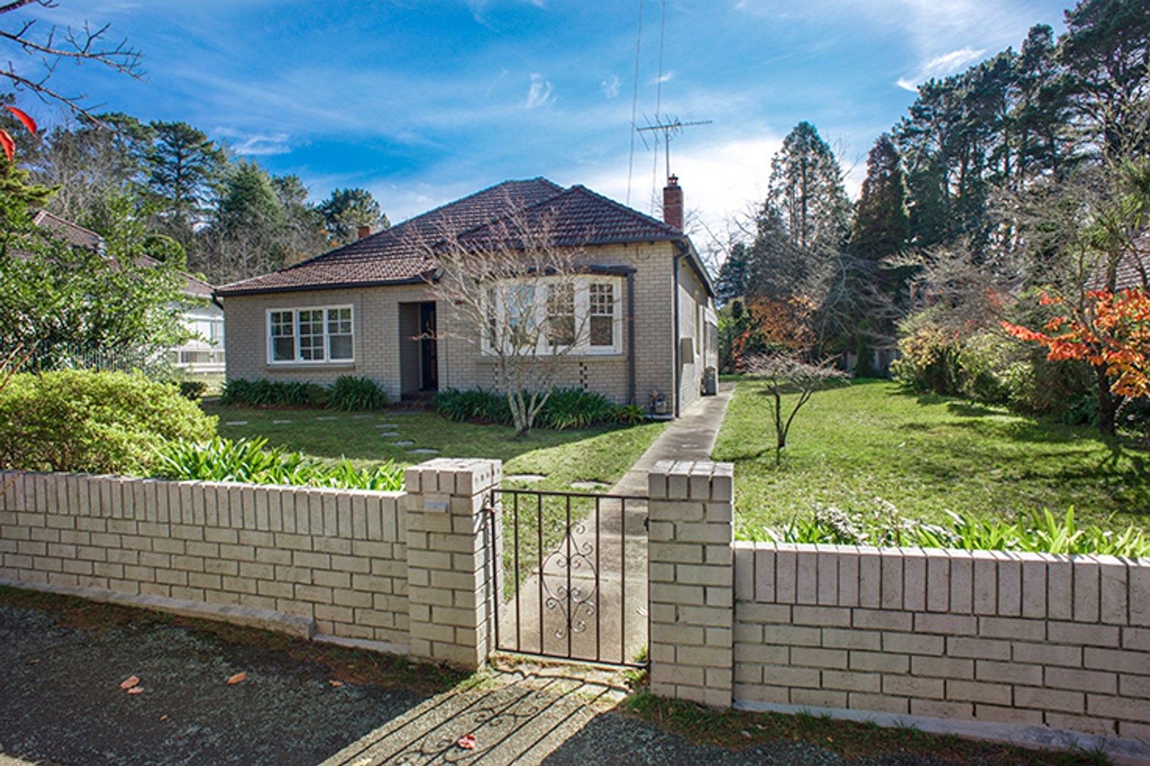 42 Olympian Pde, Leura NSW 2780, Image 0