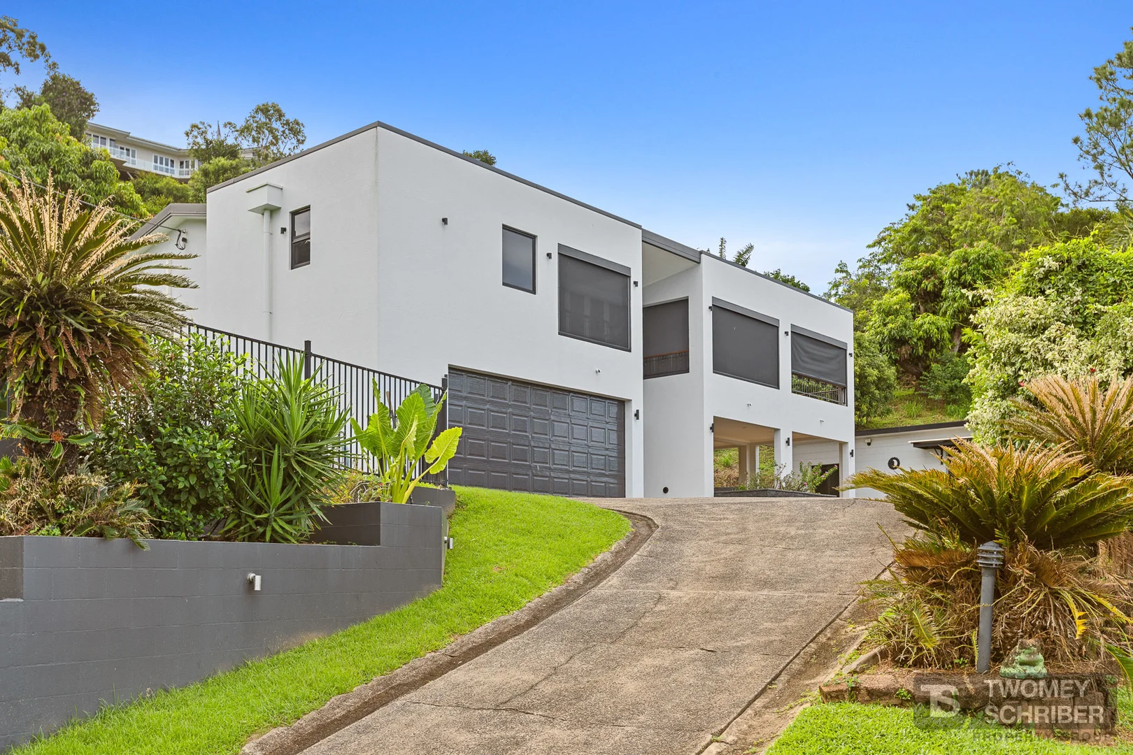 Additional image 23 of 8 Seaview Close, Bayview Heights QLD 4868