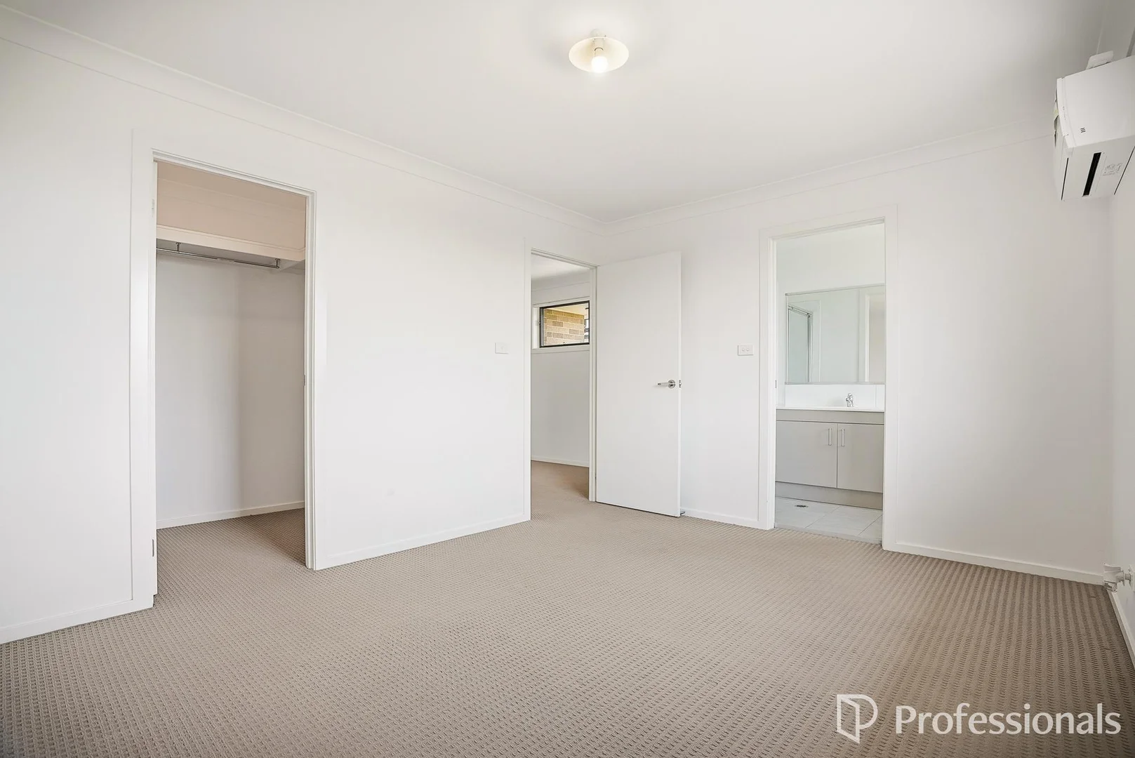 Additional image 6 of 22 Longmeadow Parkway, Box Hill NSW 2765