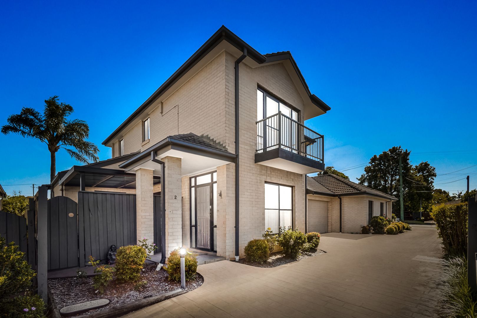 2/6 Glen Street, Galston Property History & Address Research Domain