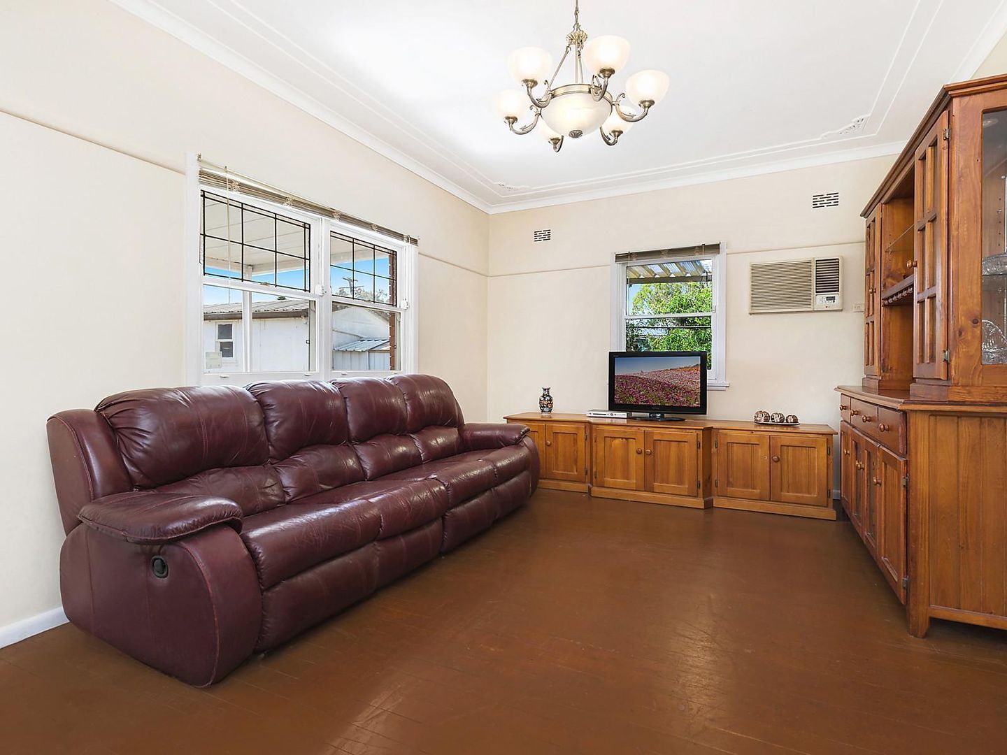 7 Arjez Place, Marayong NSW 2148, Image 2