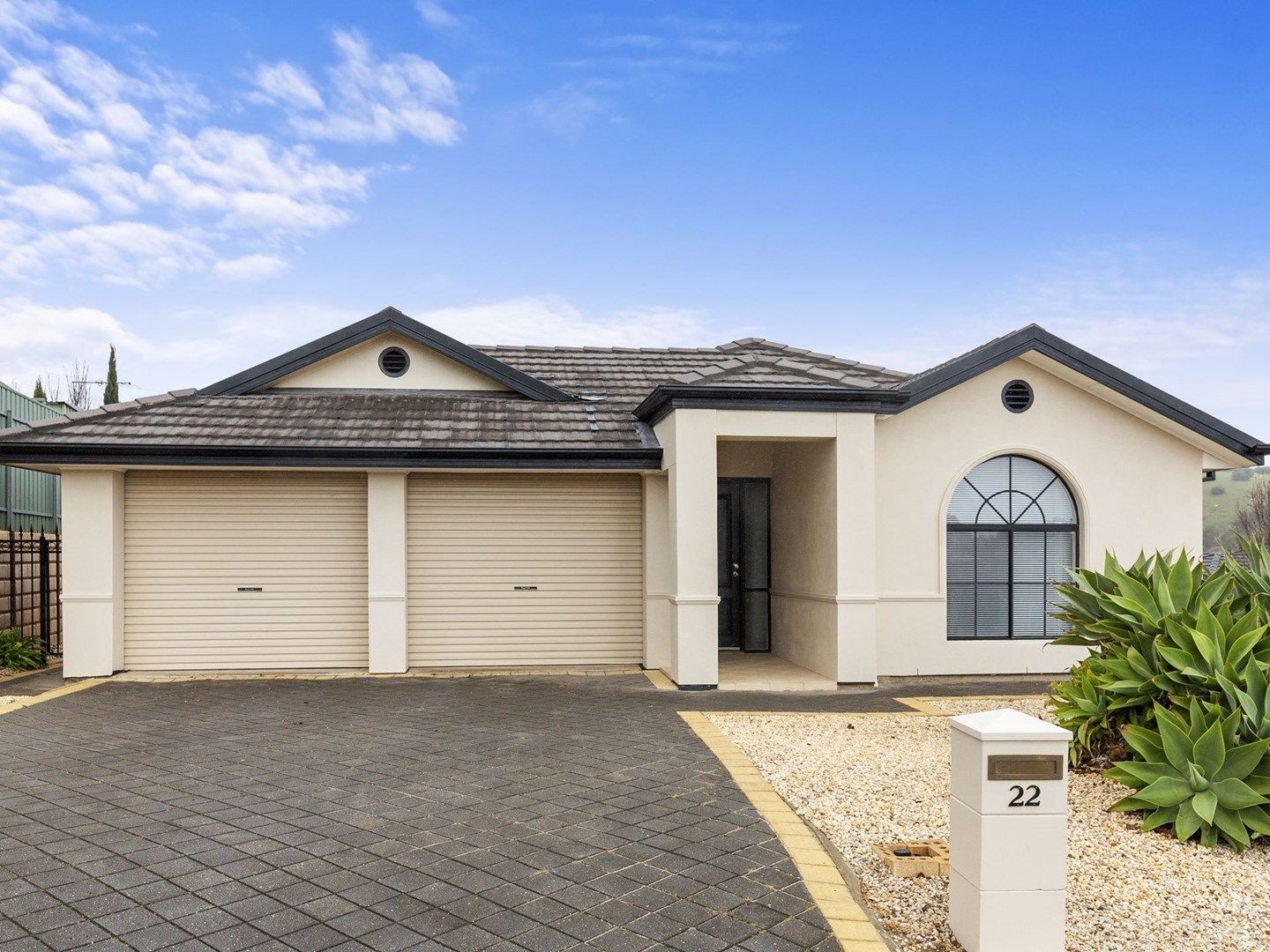 22 Elizabeth Crescent, Hallett Cove SA 5158, Image 0