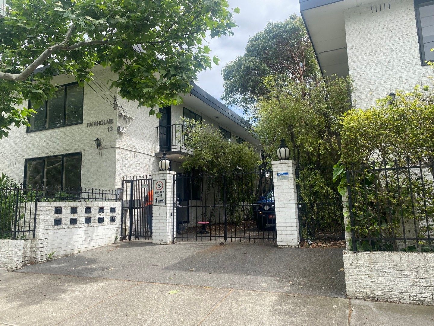1 bedrooms Apartment / Unit / Flat in 16/13 Crimea St ST KILDA VIC, 3182