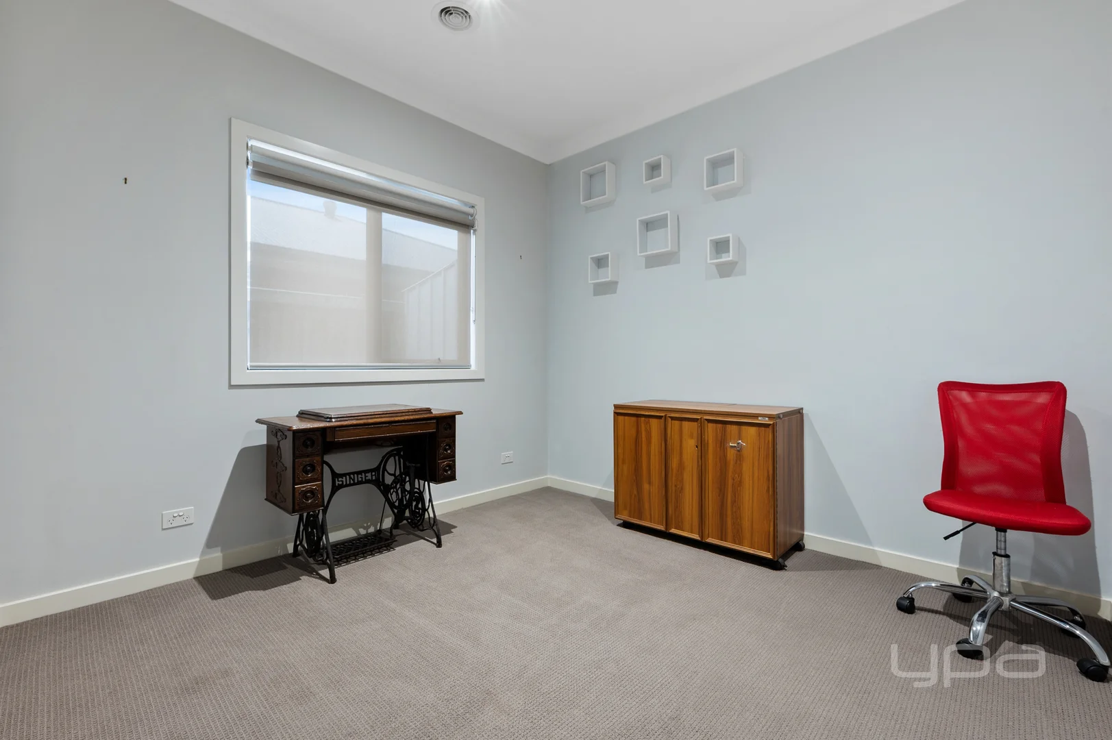 Image 12