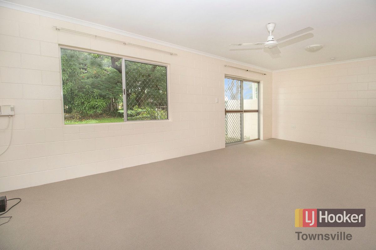 2/67 Love Lane, Mundingburra QLD 4812, Image 2