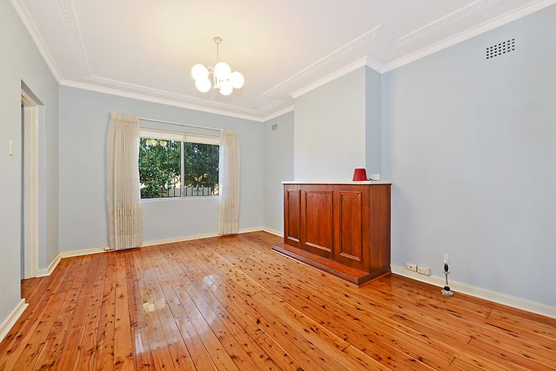 2 bedrooms House in 172 Coward Street, Mascot MASCOT NSW, 2020
