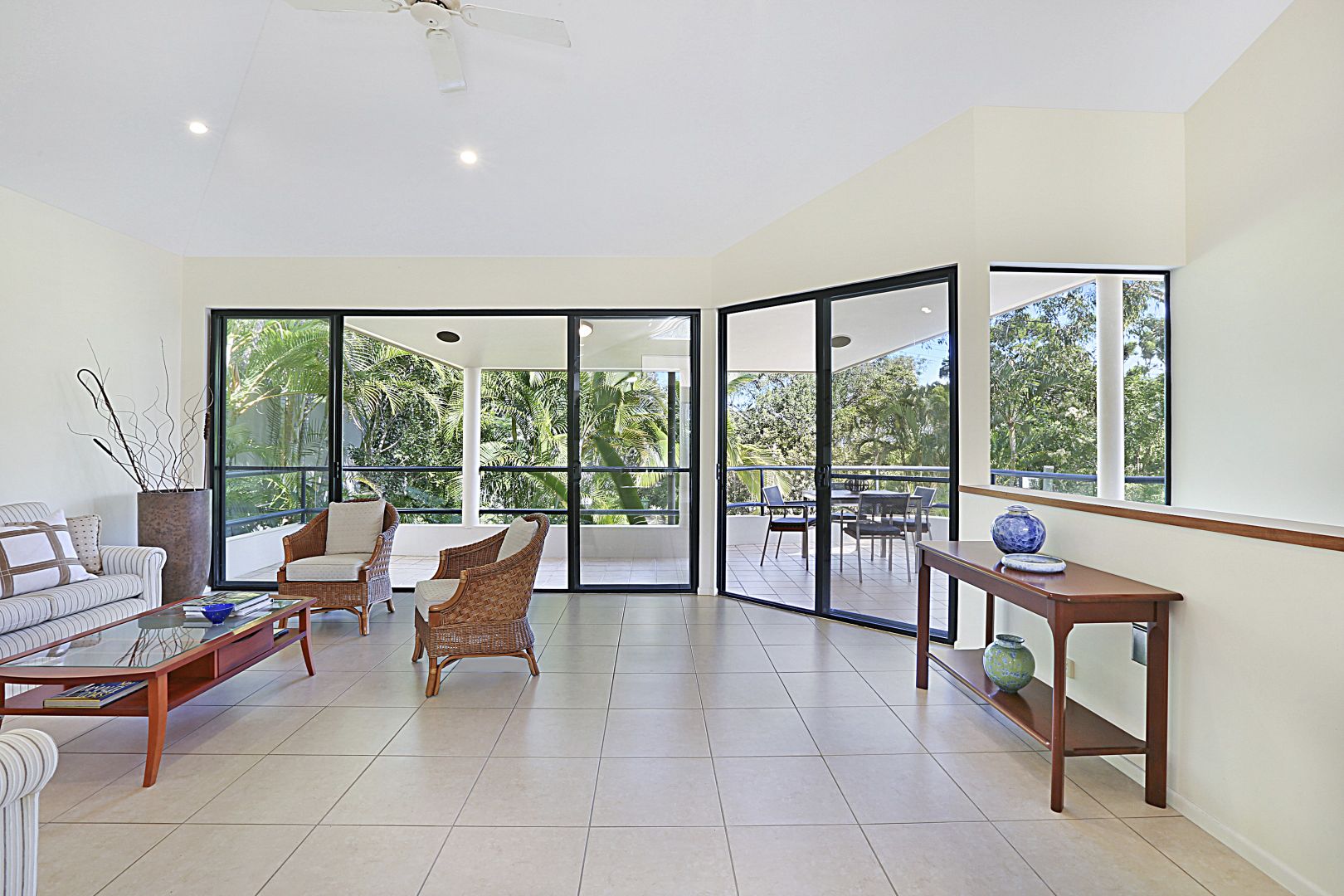 37 Nairana Rest, Noosa Heads QLD 4567, Image 2