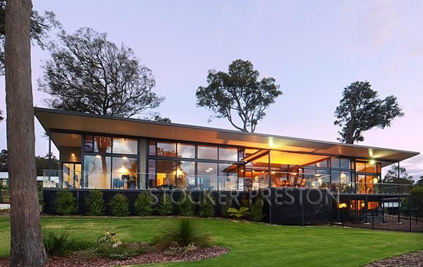 10 Broyage Retreat, QUINDALUP WA 6281, Image 0