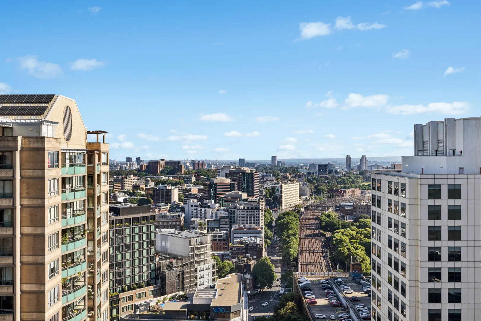 Elegant Two-Bedroom Apartment in the Prestigious One30 Hyde Park – pohled 4