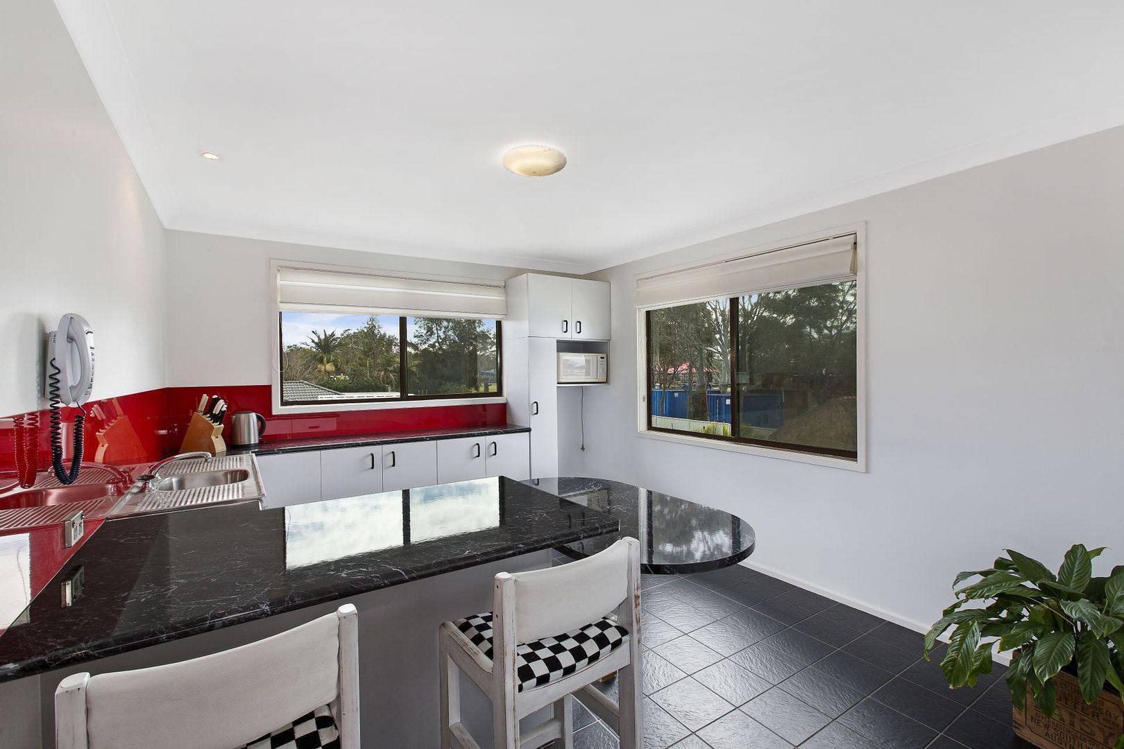 49 Ocean View Road, Gorokan NSW 2263, Image 2