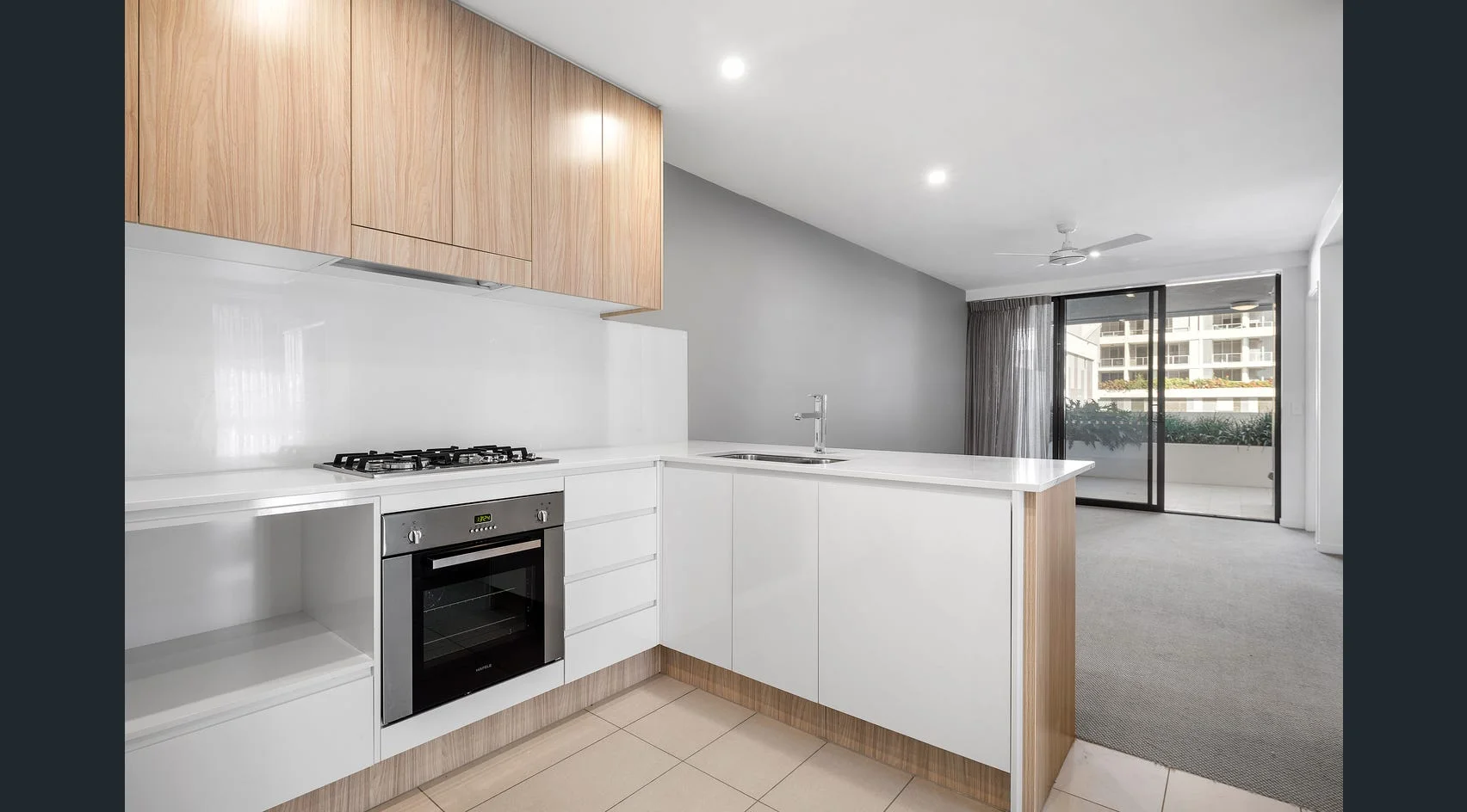 Additional image 3 of 1007/35 Hercuels St, Hamilton QLD 4007