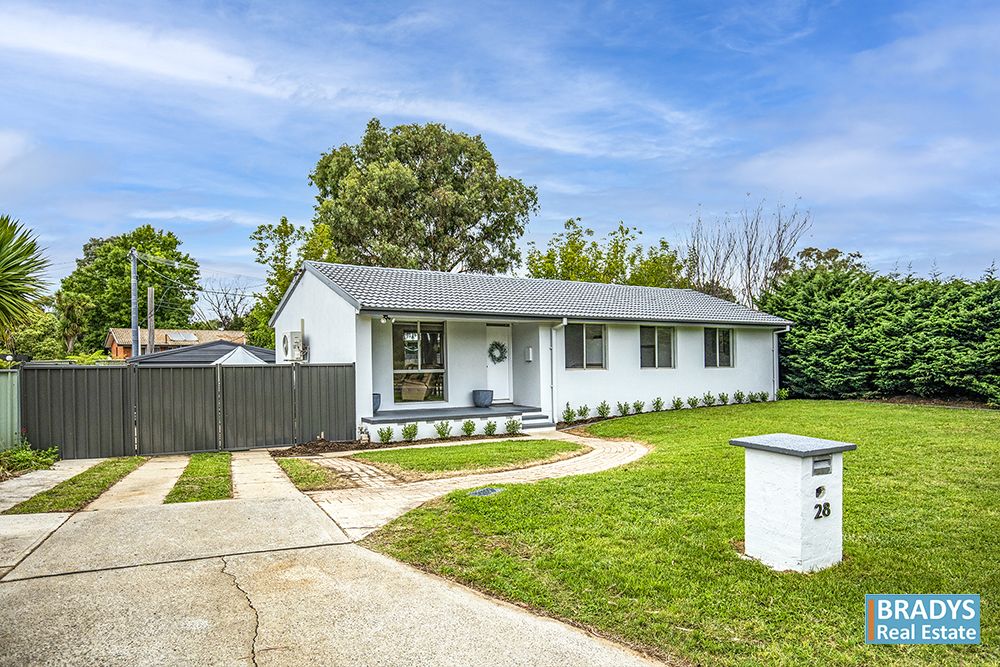 28 Cawthorn Crescent, Evatt ACT 2617, Image 0