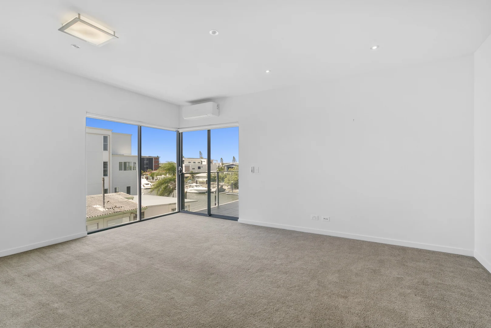 Additional image 7 of 3/11 Canal Avenue, Runaway Bay QLD 4216