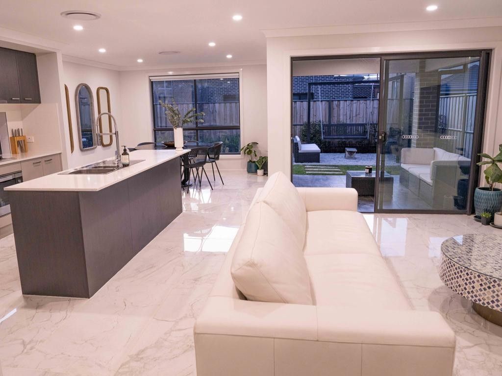 4 bedrooms House in 40 Hereford Street BOX HILL NSW, 2765