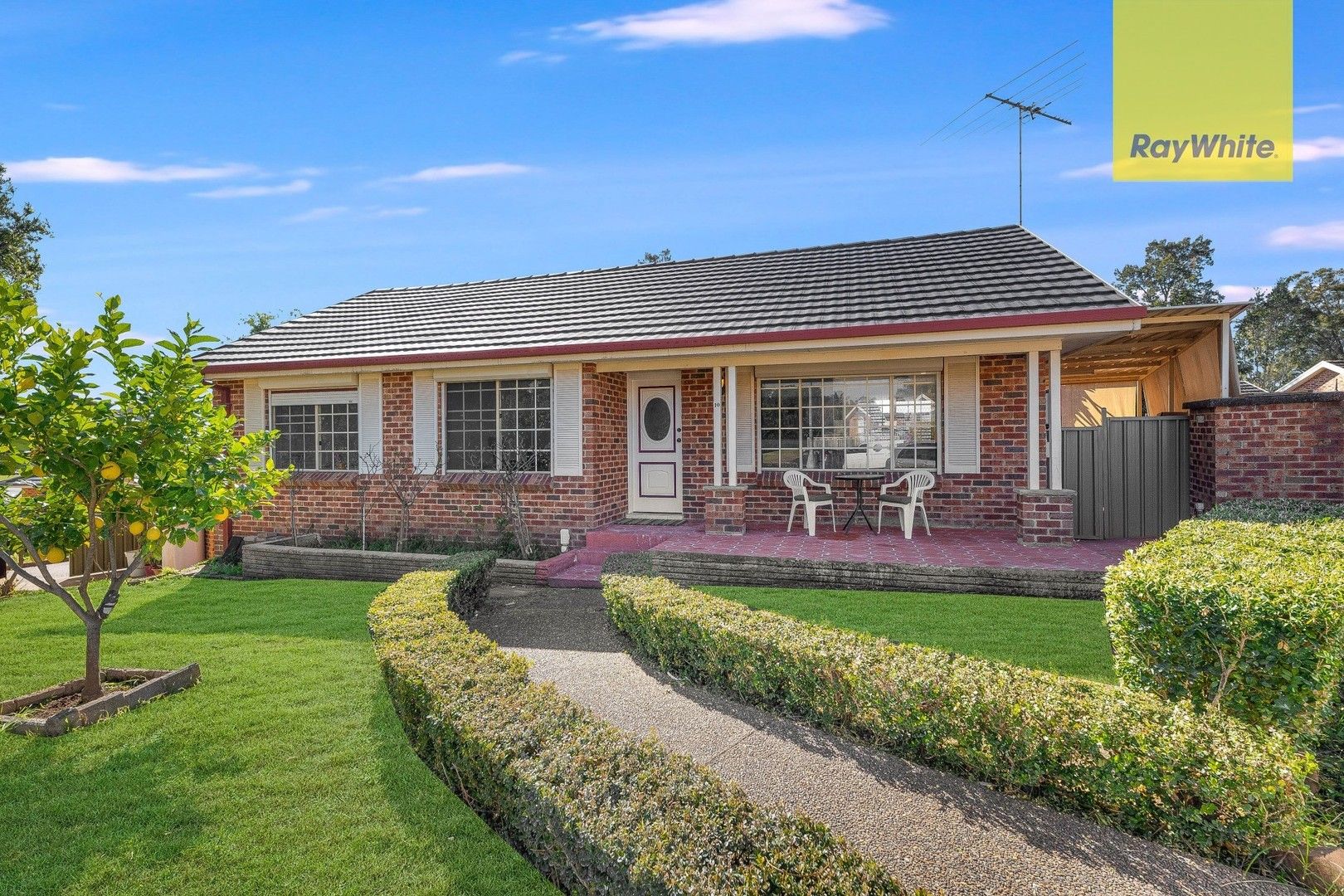 10 Derwent Place, Bossley Park NSW 2176, Image 0