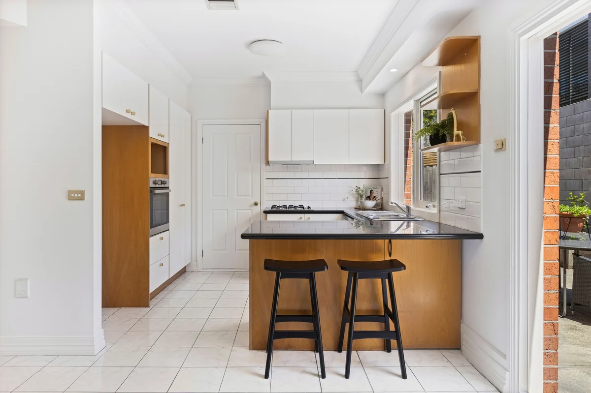 Additional image 5 of 2/310 Cotham Road, Kew VIC 3101