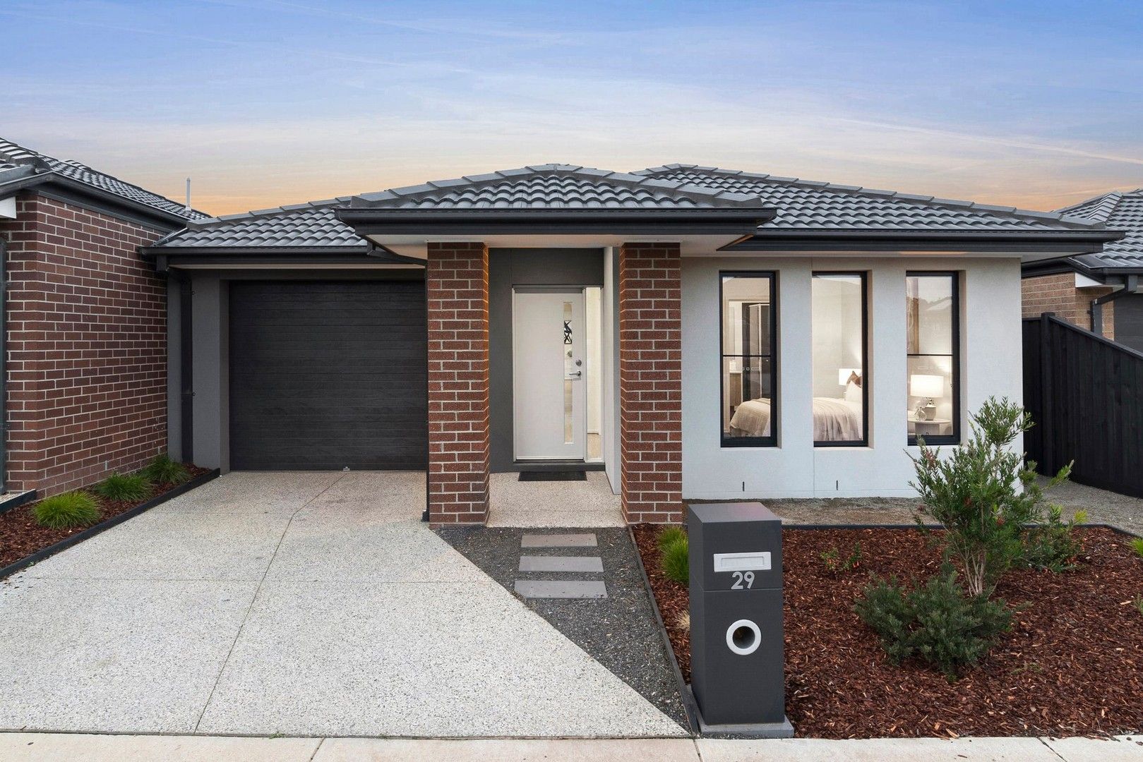 3 bedrooms House in 29 Barbra Drive CHARLEMONT VIC, 3217