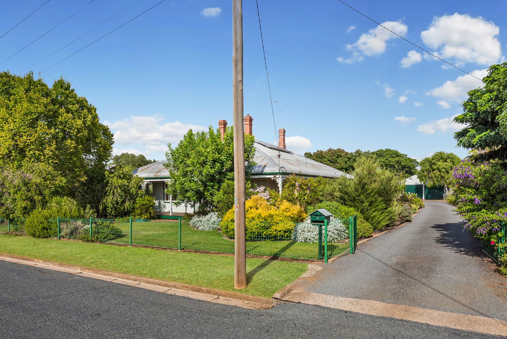 6 Waugh Street, Charlton VIC 3525, Image 2