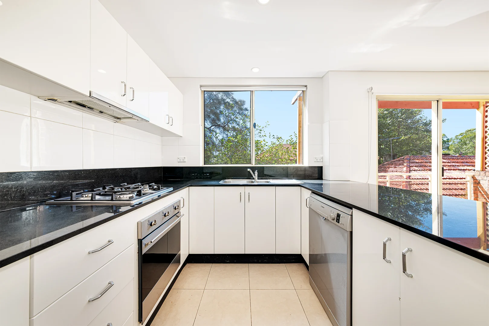 Additional image 5 of 5/125 Glenayr Avenue, Bondi NSW 2026