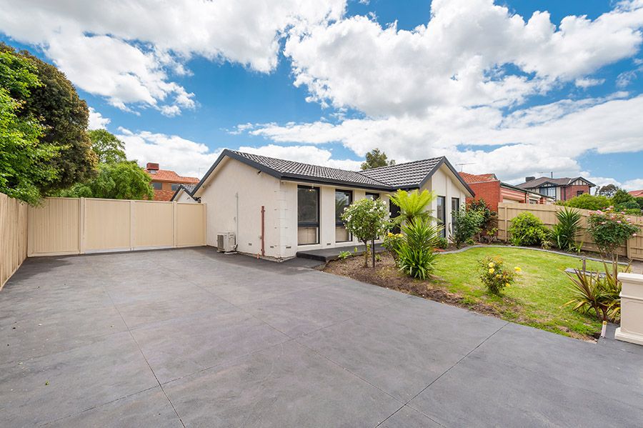 1 Pulford Crescent, Mill Park VIC 3082, Image 1