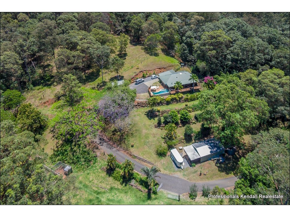 105 Henri Robert Drive, Clagiraba QLD 4211, Image 2