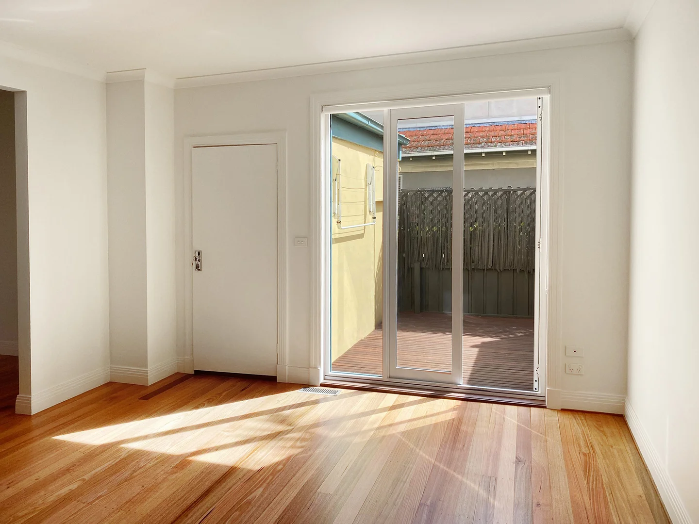 Additional image 13 of 1/122 Mitford Street, Elwood VIC 3184