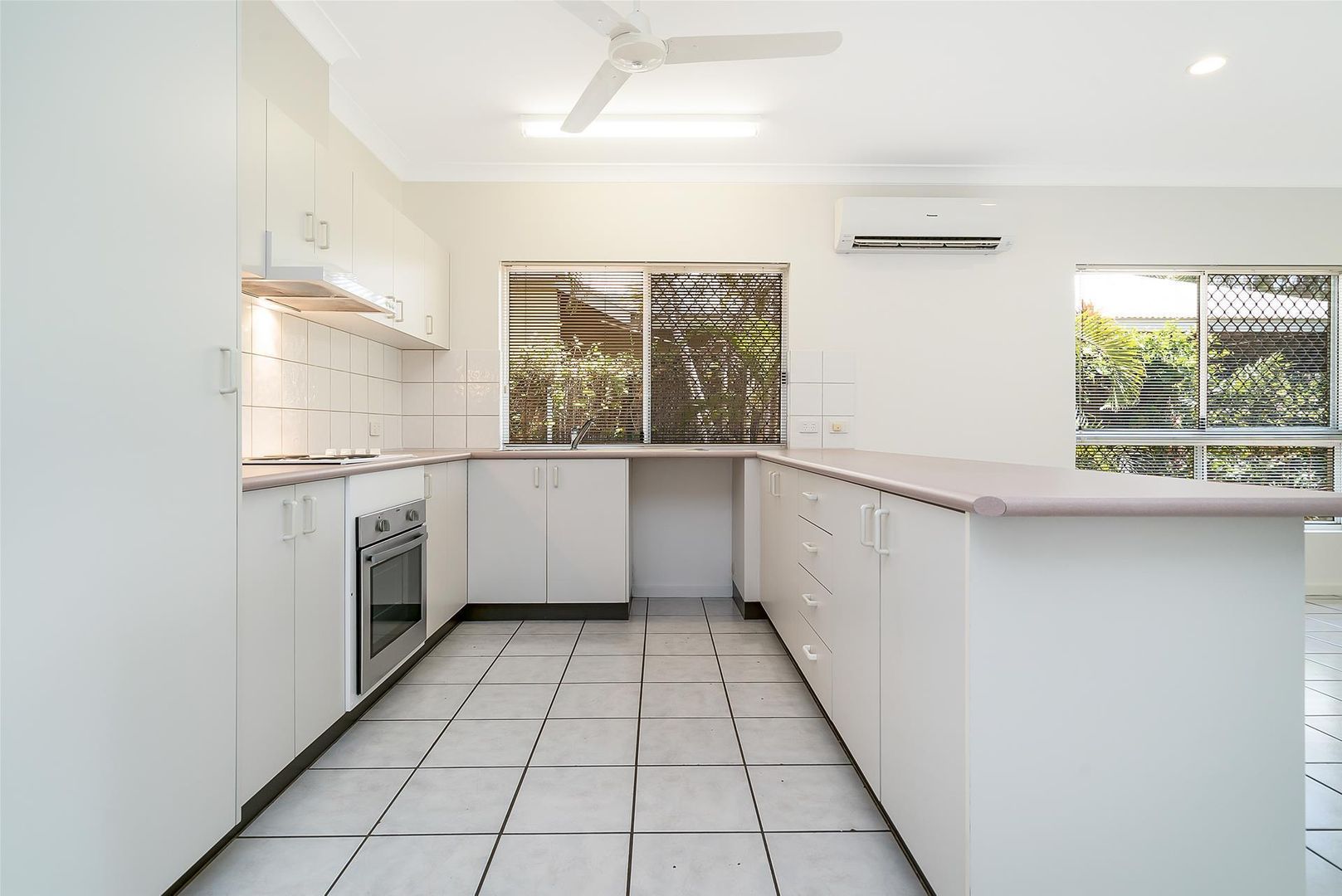 8 Phoenix Circuit, Durack NT 0830, Image 2