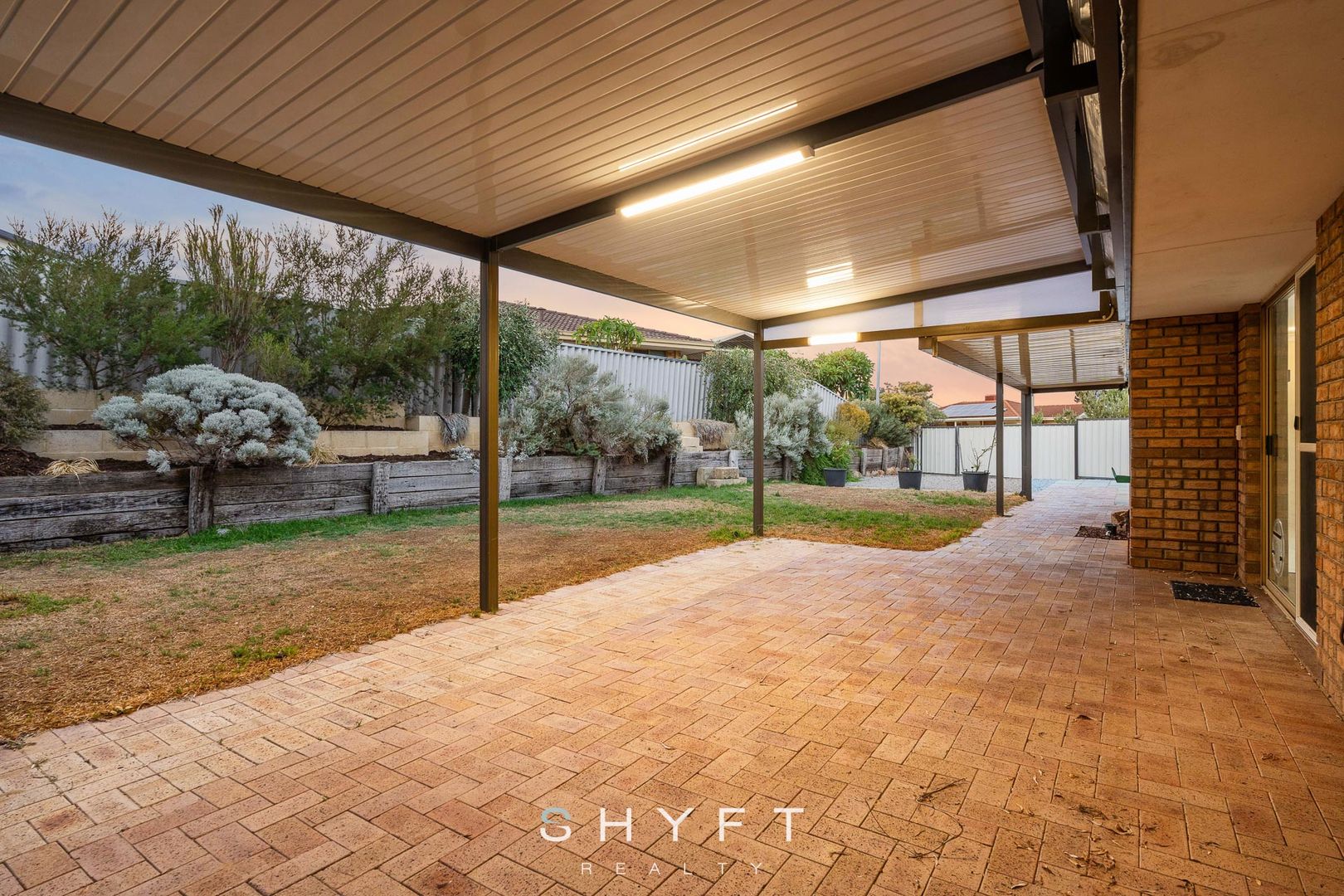 2 Neptune Gardens, Beldon WA 6027, Image 1