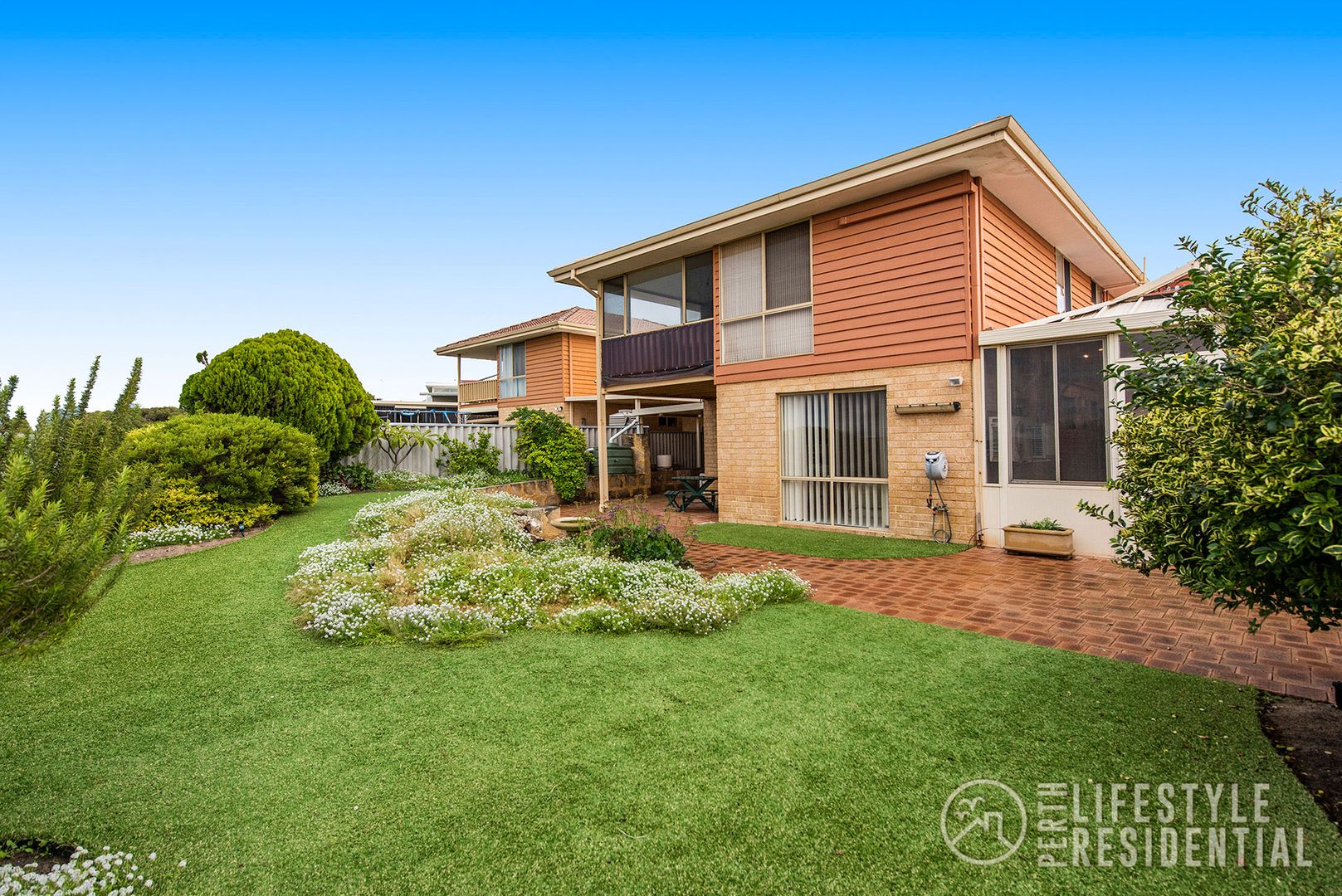 2/8 Collett Place, Guilderton WA 6041, Image 1