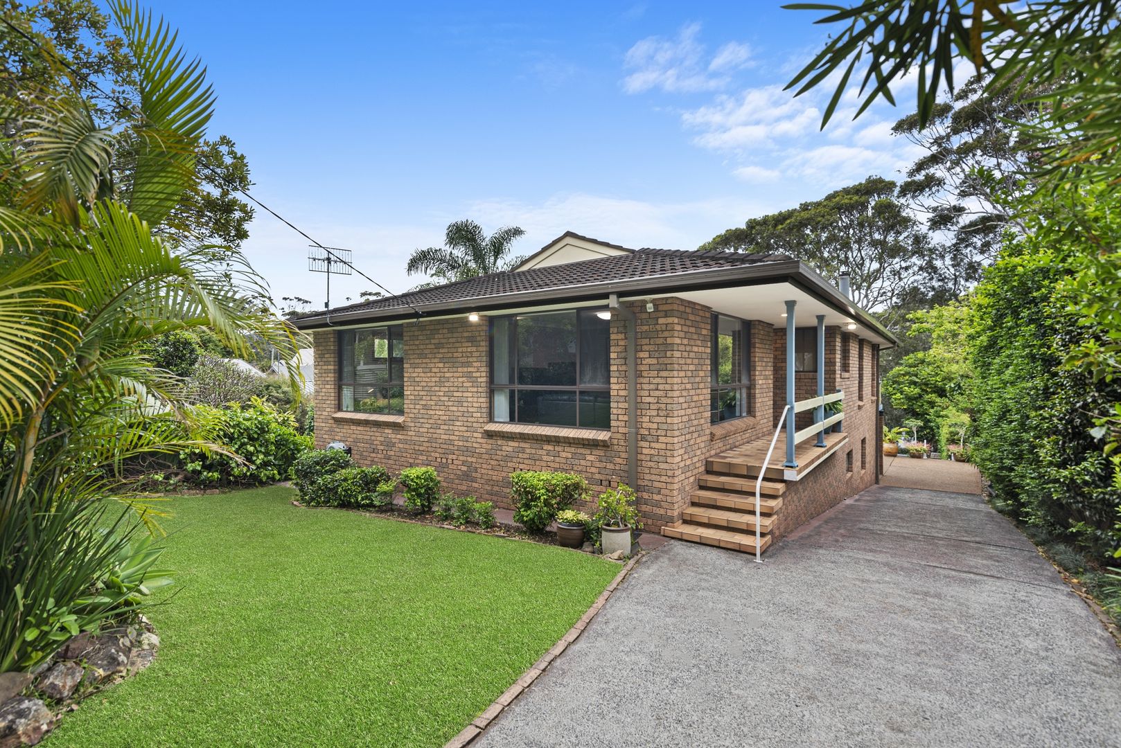 25 Cape Three Points Road, Avoca Beach NSW 2251, Image 2